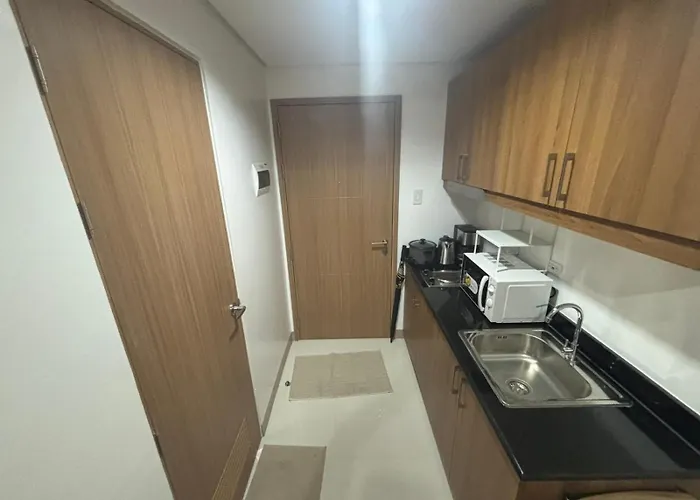 The Sanctuary At The Lush Residences In Makati Apartment